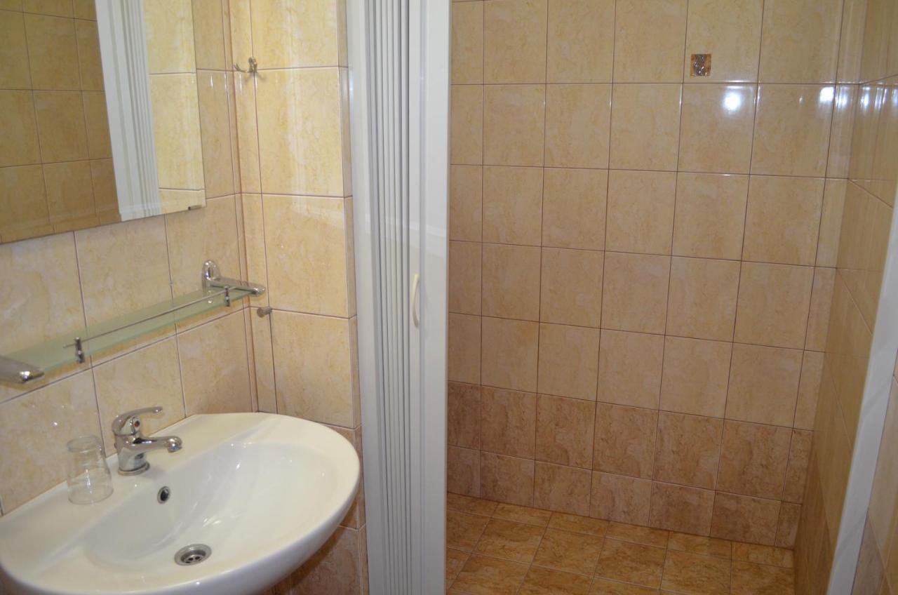 Famozclub Hotell Bakov nad Jizerou Rom bilde